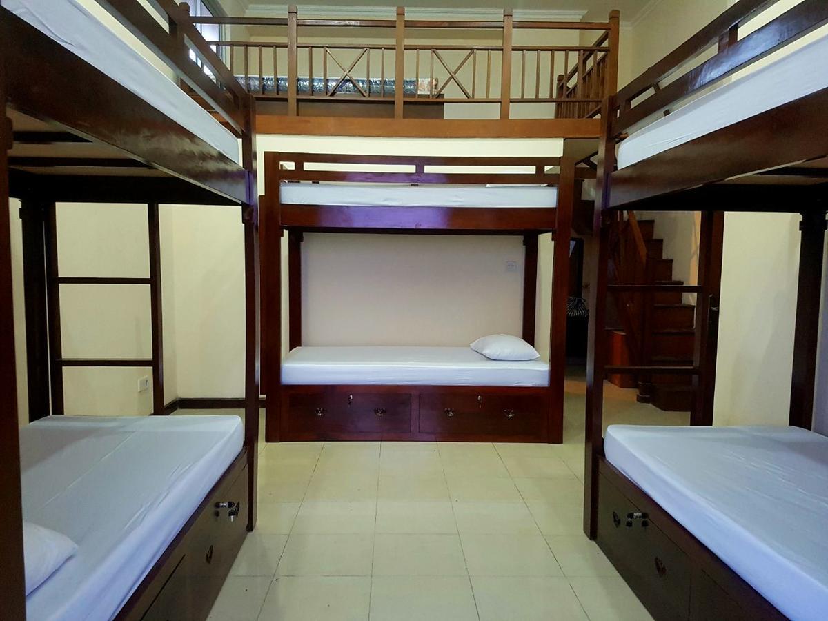 Sunrise Backpacker Hostel Nusa Dua  Bagian luar foto