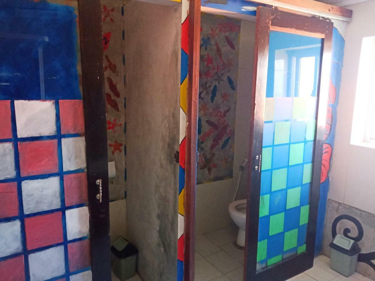 Sunrise Backpacker Hostel Nusa Dua  Bagian luar foto